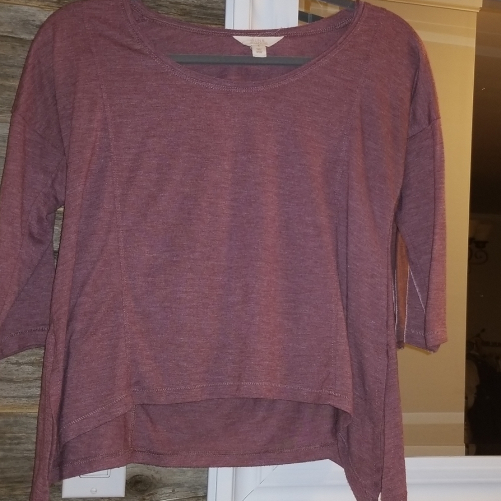 Flowy maroon shirt